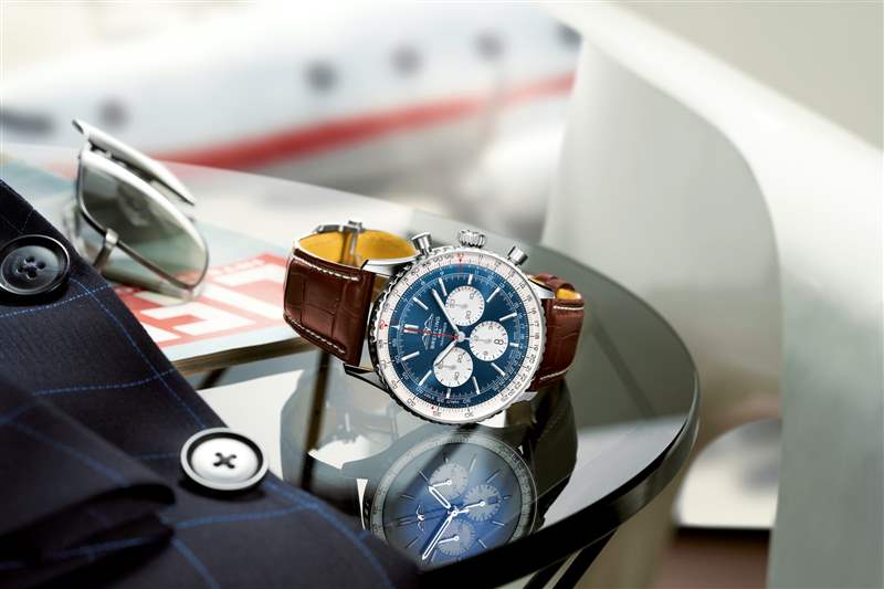 NAVITIMER B01 CHRONOGRAPH 43 航空計時腕表國泰限量版（圖片來源：Breitling）