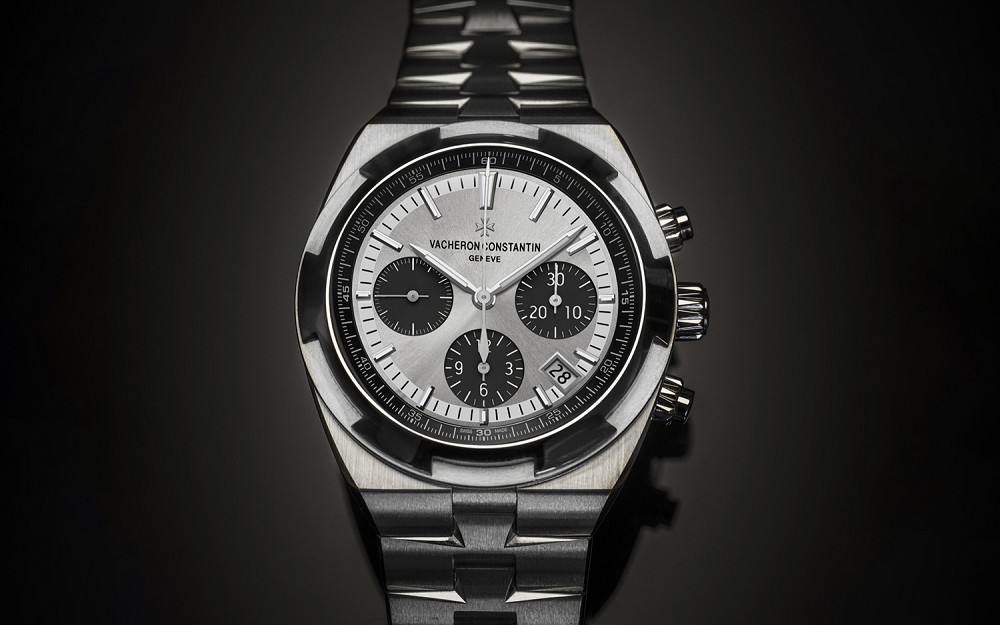 江詩丹頓推出Overseas Chronograph Panda Dial熊貓盤計時碼表-復(fù)刻表