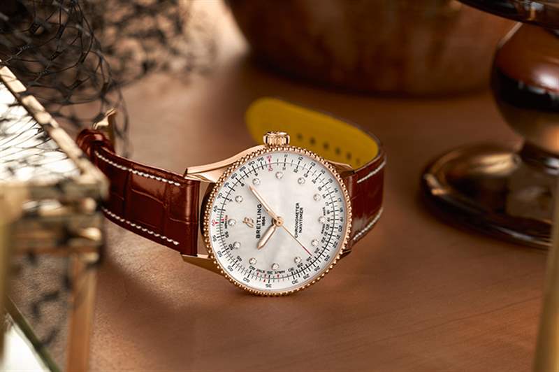 BREITLING - 如果女表有溫柔之外的姿態(tài)：百年靈BREITLING Navitimer推出36以及32mm小表徑