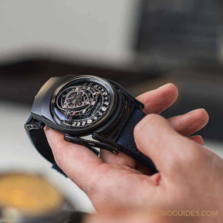 URWERK - SATELLITE - UR-100V BLUE - IG影響力人物：Johnathan Chan最愛的獨(dú)立制表收藏